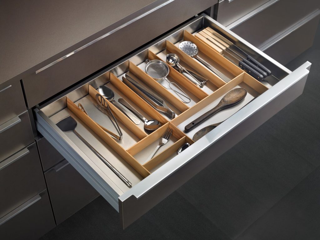 Stainless steel and wooden cutlery organiser