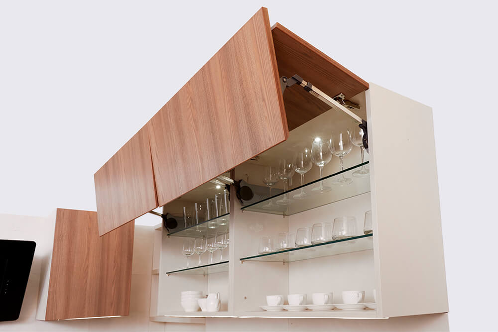 Wall units by Saviesa