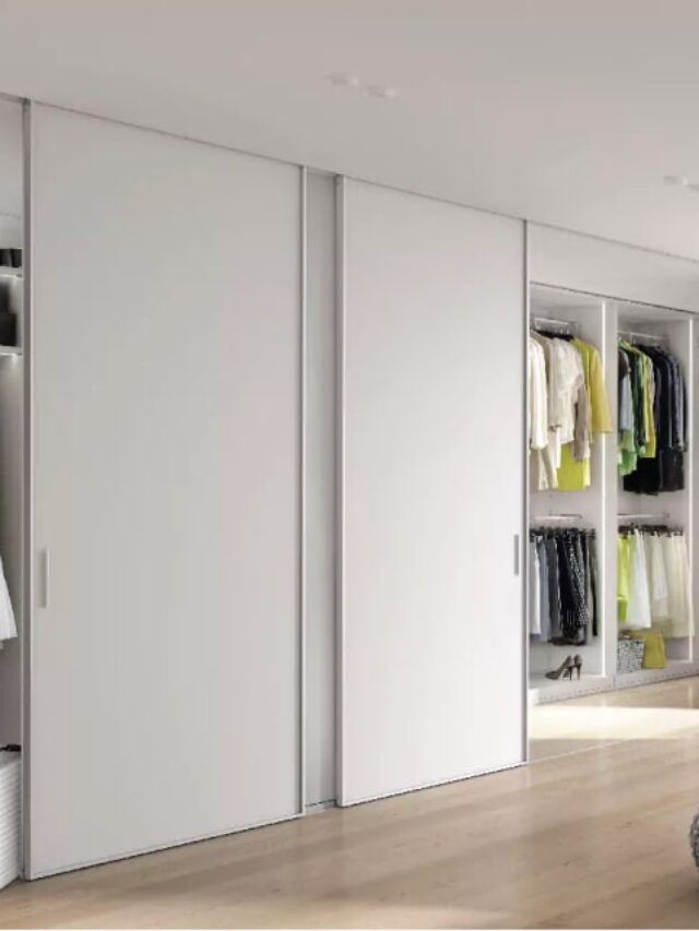 cropped-sliding-wardrobe-carousel.jpg